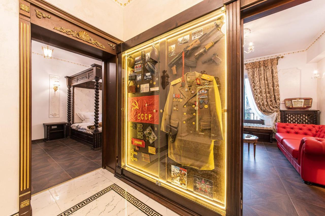 Private Museum Apartment With Antique Decor Βουκουρέστι Εξωτερικό φωτογραφία