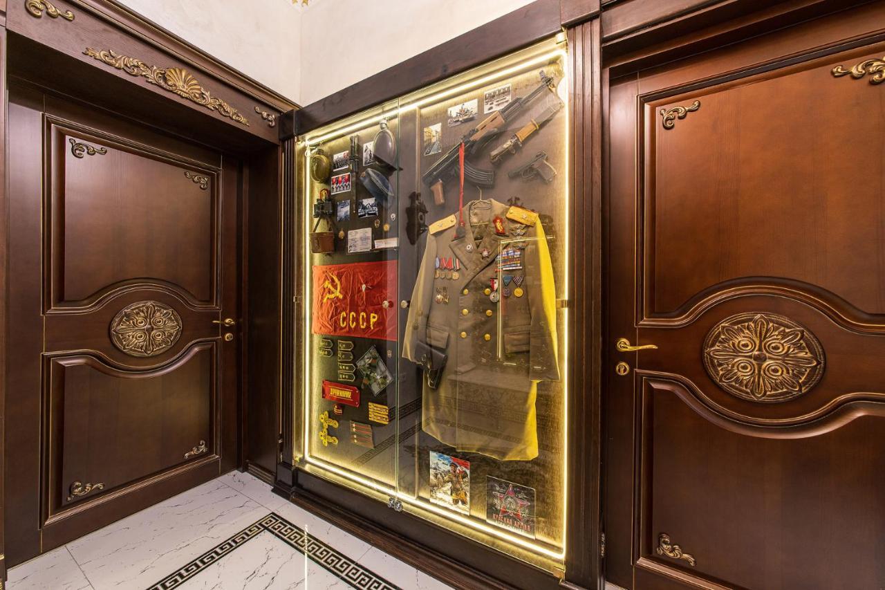 Private Museum Apartment With Antique Decor Βουκουρέστι Εξωτερικό φωτογραφία