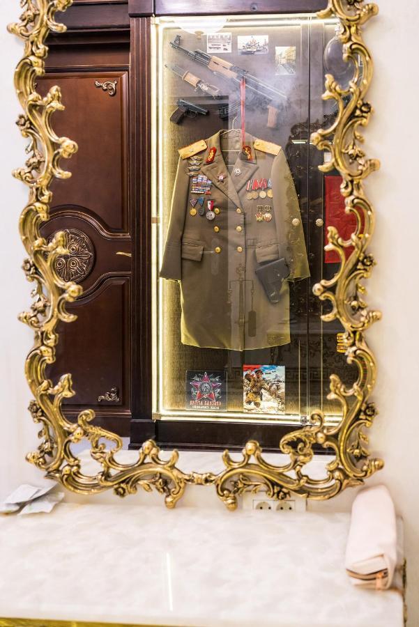 Private Museum Apartment With Antique Decor Βουκουρέστι Εξωτερικό φωτογραφία